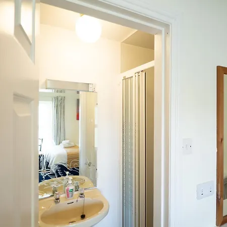 White Heather - 5 Bedroom House 펜션